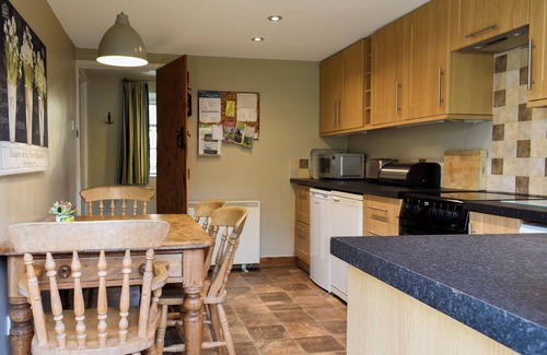 Bridport Cottage | 2 bedroom accommodation in North Chideock, near Bridport