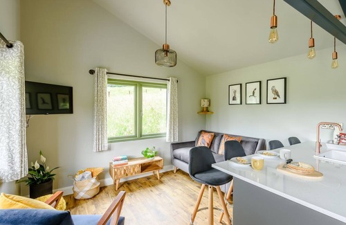 Caersws Cottage | 2 bedroom accommodation in Llanidloes, near Newtown
