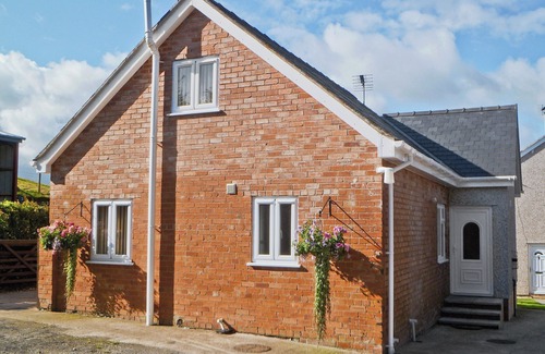 Denbigh Cottage | 2 bedroom accommodation in Prion, near Denbigh