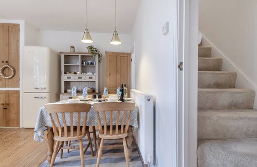 Hill Head Cottage | 2 bedroom accommodation in Fareham