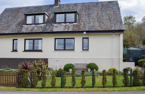 Gruline Cottage | 2 bedroom accommodation in Drimnin, near Lochaline