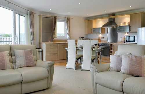 Llanelli Cottage | 2 bedroom accommodation in Llanelli