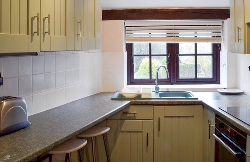 Whatstandwell Cottage | 2 bedroom accommodation in Whatstandwell, near Matlock