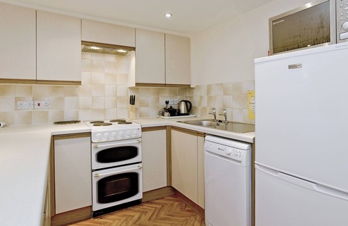 Smallburgh Cottage | 2 bedroom accommodation in Wayford Bridge, near Stalham