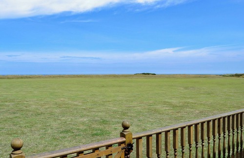 Bacton Cottage | 2 bedroom accommodation in Bacton, near Stalham