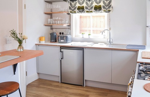 Horstead Cottage | 2 bedroom accommodation in Coltishall, near Wroxham