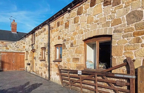 Maesbury Marsh Cottage | 2 bedroom accommodation in Maesbury Marsh, near Oswestry