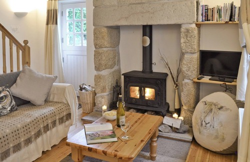St Just Cottage | 2 bedroom accommodation in Tregeseal, near St Just