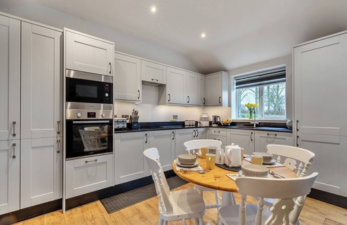 Taunton Cottage | 2 bedroom accommodation in Creech St. Michael, Taunton