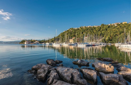 Municipality of Omisalj Apartment | 2 bedroom accommodation in Malinska