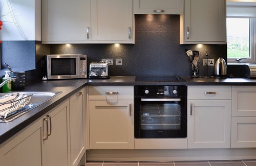 Alford Cottage | 2 bedroom accommodation in Glenkindie, near Alford