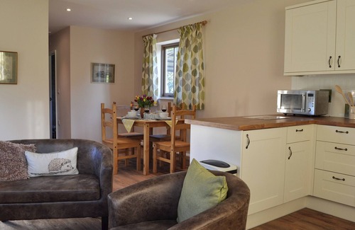 Battle Cottage | 2 bedroom accommodation in Whatlington, near Battle