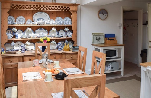Bedale Cottage | 2 bedroom accommodation in Little Crakehall, near Bedale
