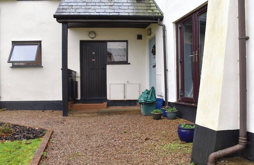 Bicton Cottage | 2 bedroom accommodation in Colaton Raleigh, near Sidmouth