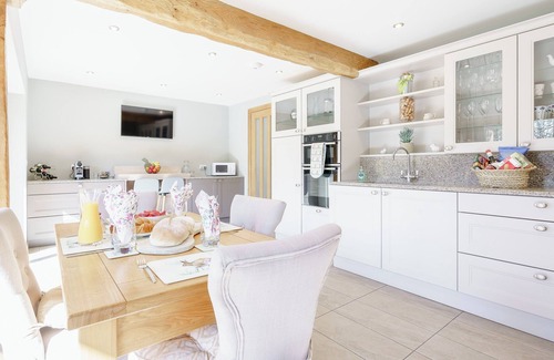 Blacko Cottage | 2 bedroom accommodation in Blacko