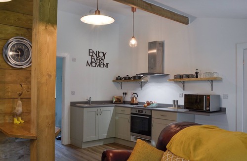 Brecon Cottage | 2 bedroom accommodation in near Trecastle, Brecon