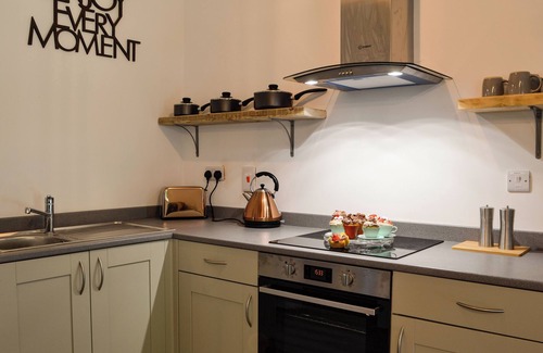 Brecon Cottage | 2 bedroom accommodation in near Trecastle, Brecon