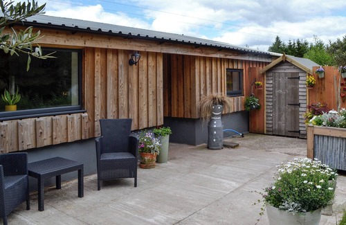 Brecon Cottage | 2 bedroom accommodation in near Trecastle, Brecon