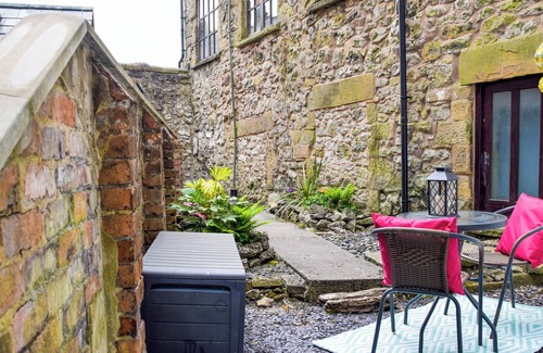 Buxton Cottage | 2 bedroom accommodation in Buxton