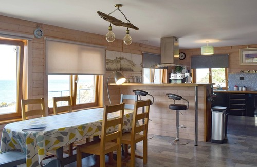 Lendalfoot Cottage | 2 bedroom accommodation in Lendalfoot, near Girvan