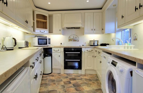 Netley Cottage | 2 bedroom accommodation in Hamble