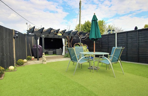 Netley Cottage | 2 bedroom accommodation in Hamble