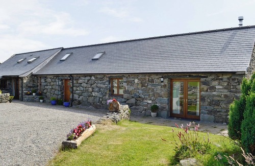 Harlech Cottage | 2 bedroom accommodation in Llanfair, near Harlech