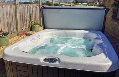 Eleighwater Cottage | 2 bedroom accommodation in Horton