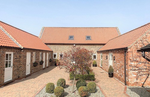 North Somercotes Cottage | 2 bedroom accommodation in North Somercotes, Mabelthorpe
