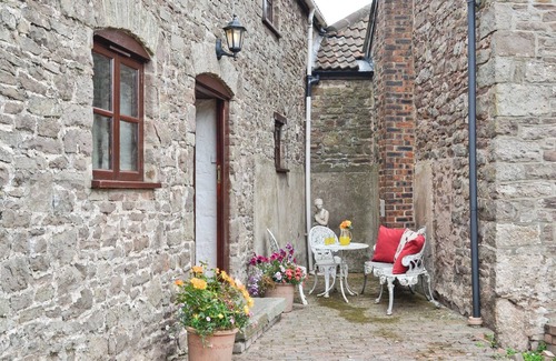 Lydney Cottage | 2 bedroom accommodation in Woolaston, near Lydney