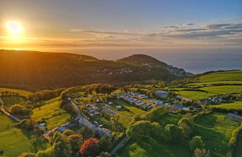 Barbrook RV Rental | 2 bedroom accommodation in Lynton