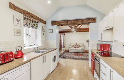 Rampton Cottage | 2 bedroom accommodation in Laneham, near Lincoln