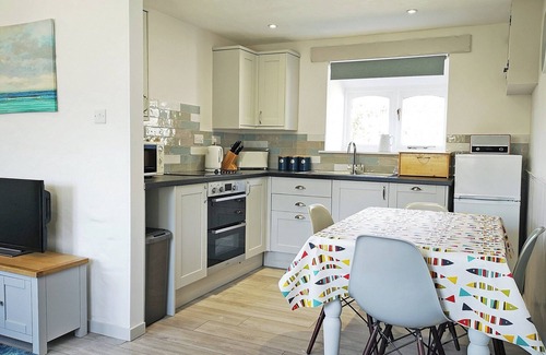 Redruth Cottage | 2 bedroom accommodation in Mawla, near Porthtowan