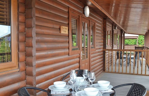 Sawley Ski Chalet | 2 bedroom accommodation in Market Bosworth, near Nuneaton