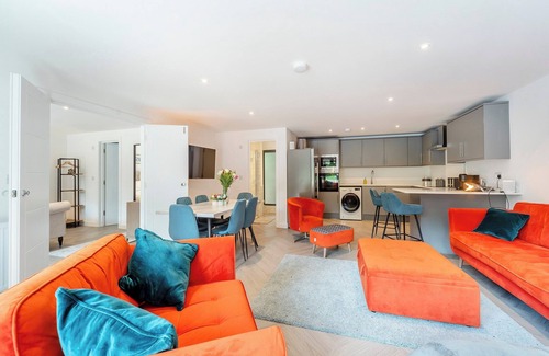 Farnham Common Cottage | 2 bedroom accommodation in Farnham Common, near Beaconsfield