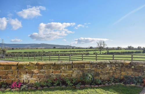 Thirsk Cottage | 2 bedroom accommodation in Sutton-under-Whitestonecliffe, near Thirsk