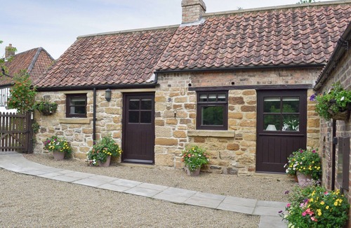 Thirsk Cottage | 2 bedroom accommodation in Sutton-under-Whitestonecliffe, near Thirsk