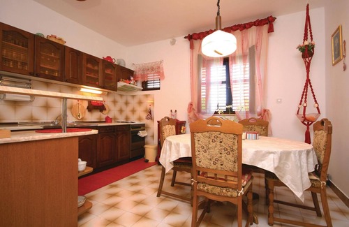 Raslina Apartment | 2 bedroom accommodation in Raslina