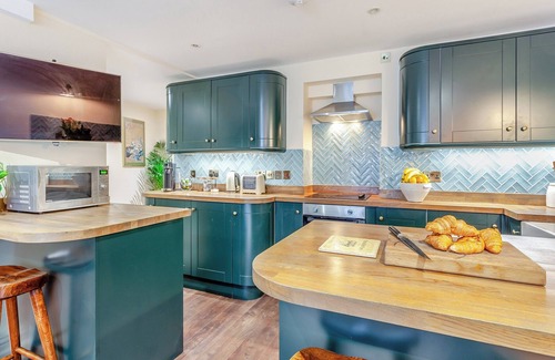 Bath Cottage | 2 bedroom accommodation in Bath