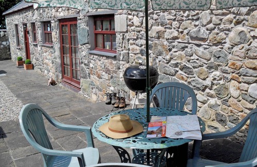 Dinas Cottage | 2 bedroom accommodation in Bontnewydd, Caernarfon