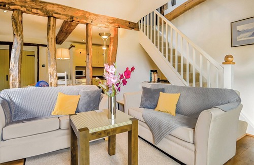 Diss Cottage | 2 bedroom accommodation in Burgate, near Diss