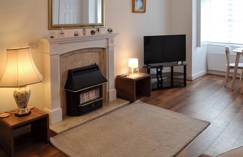 Hunmanby Cottage | 2 bedroom accommodation in Hunmanby, near Filey
