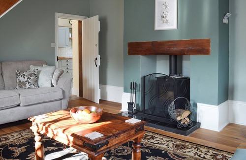 Sigglesthorne Cottage | 2 bedroom accommodation in Sigglesthorne, near Hornsea