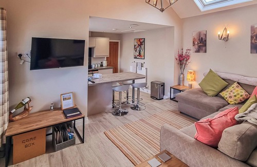 Tholthorpe Cottage | 2 bedroom accommodation in Tholthorpe, near York