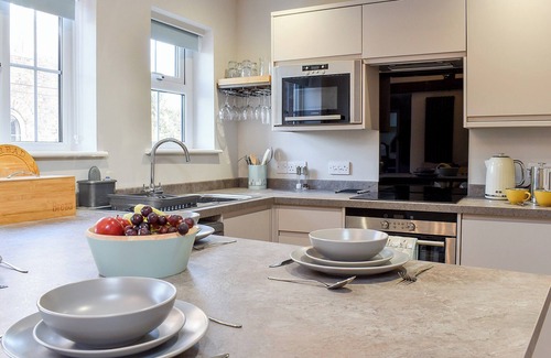 Tholthorpe Cottage | 2 bedroom accommodation in Tholthorpe, near York