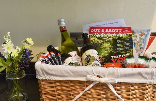 Harome Cottage | 2 bedroom accommodation in Harome, near Helmsley