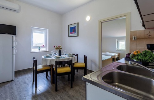 Jasenovica Apartment | 2 bedroom accommodation in Porec