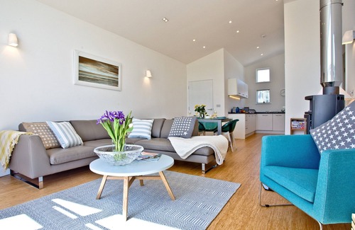 Carbis Bay House | 2 bedroom accommodation in Carbis Bay, near St Ives