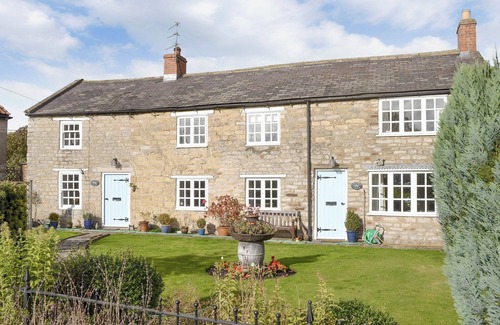 Sinnington Cottage | 2 bedroom accommodation in Sinnington, near Pickering