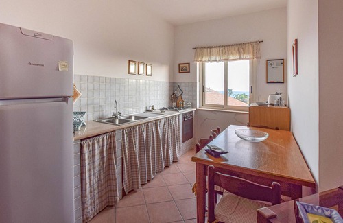 Camini Apartment | 2 bedroom accommodation in CAMINI